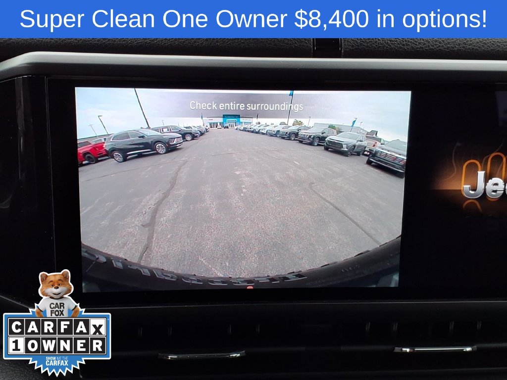 Used 2024 Jeep Wrangler Unlimited AWD/4WD image 16