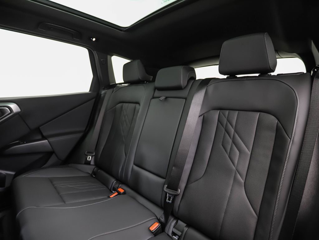 Used 2026 BMW X3 xDrive30 w/ Convenience Package image 24