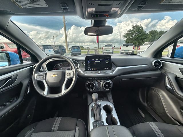 Used 2024 Chevrolet Blazer LT w/ Convenience Package FWD image 19