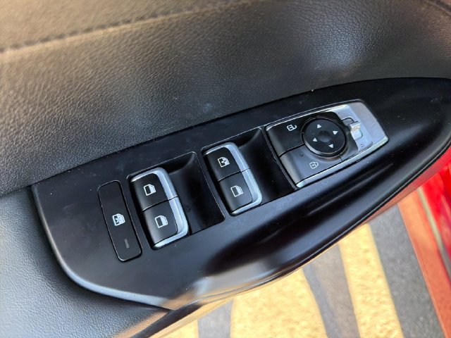 Used 2022 Kia K5 LXS FWD image 17