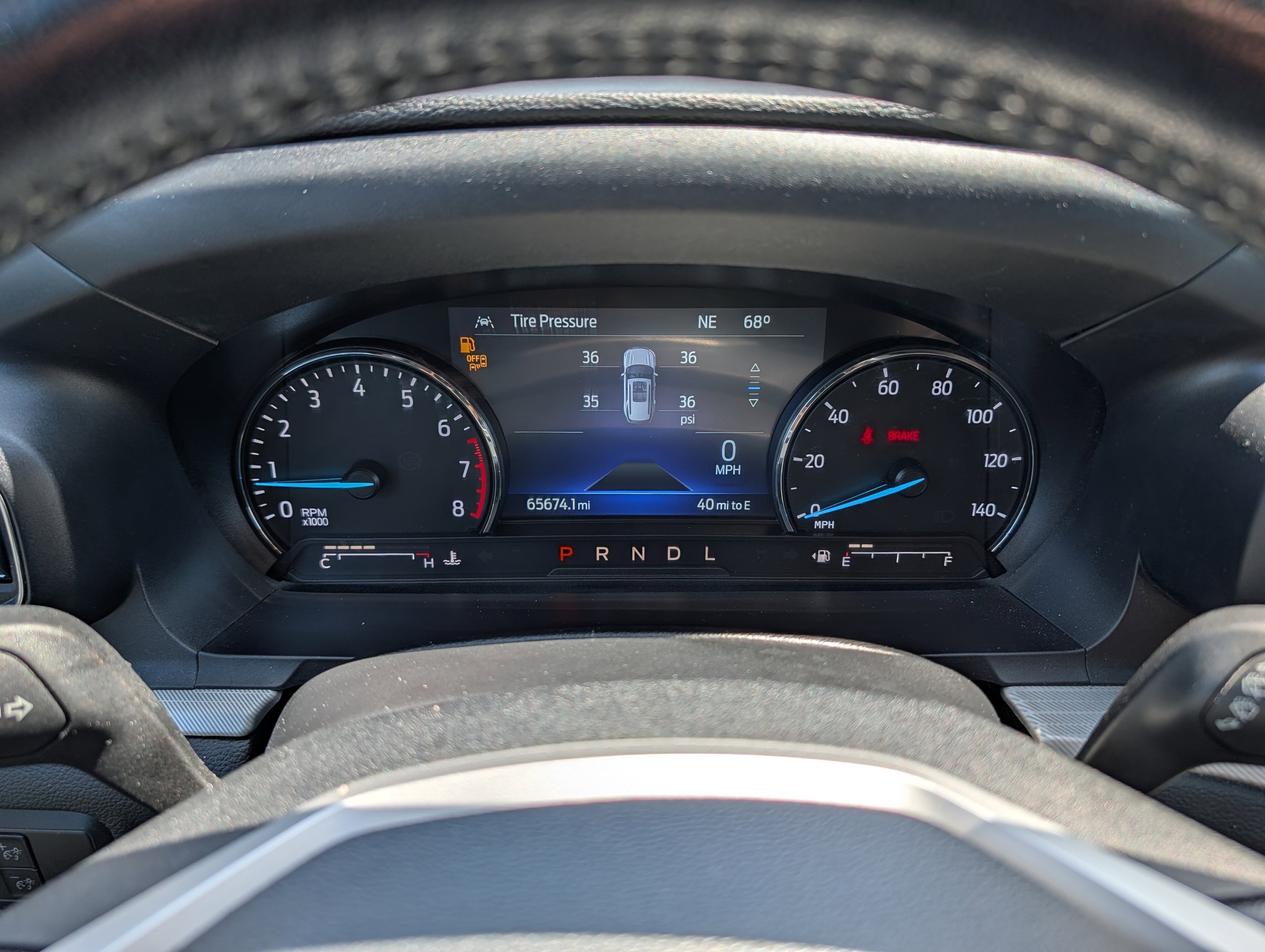 Certified 2022 Ford Explorer XLT w/ Equipment Group 202A AWD/4WD image 26