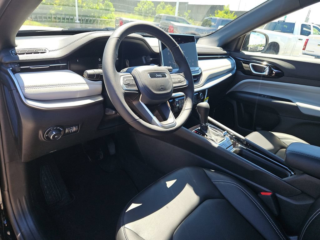 New 2026 Jeep Compass Limited AWD/4WD image 18
