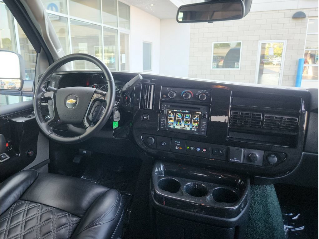 Used 2021 Chevrolet Express 2500 Extended w/ Enhanced Convenience Package RWD image 41