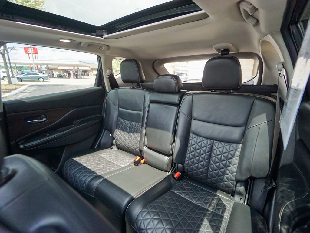 Used 2019 Nissan Murano Platinum w/ Cargo Package image 30