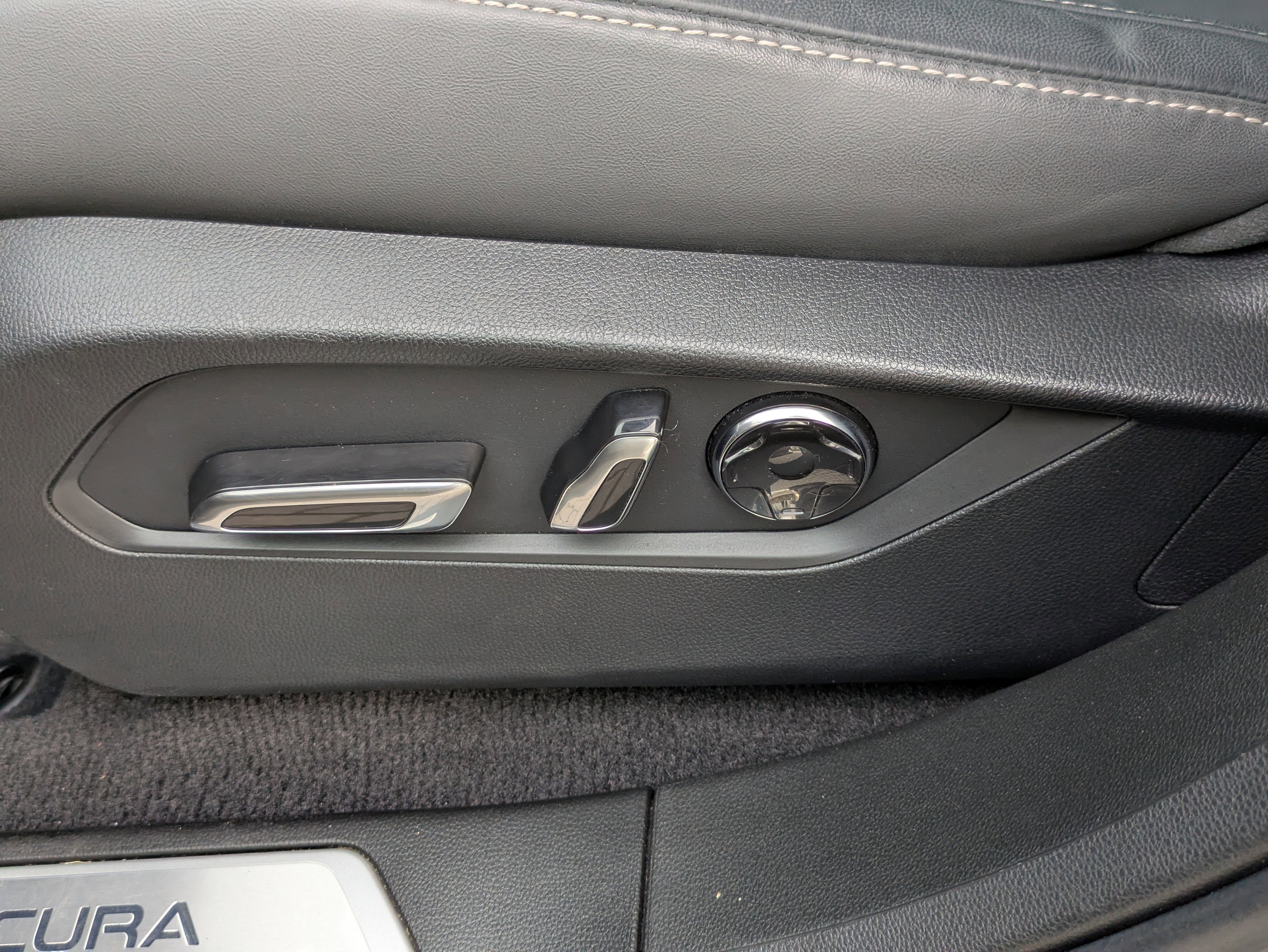 Used 2022 Acura RDX FWD w/ Technology Package image 25