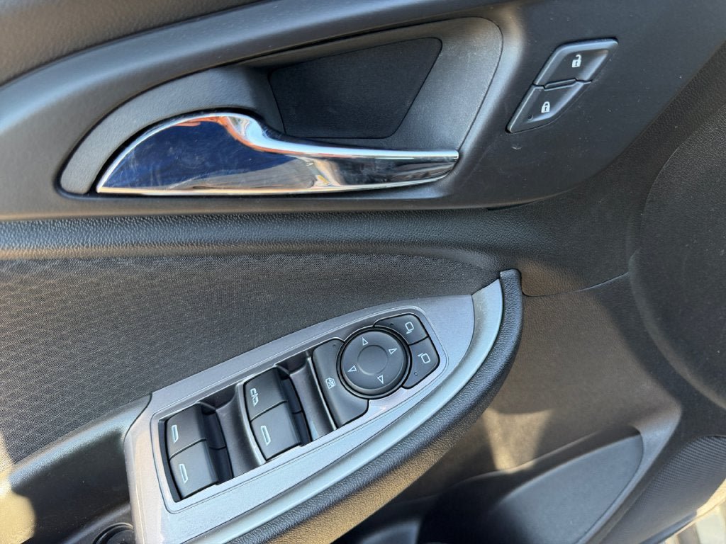 Used 2024 Chevrolet Malibu LT FWD image 22