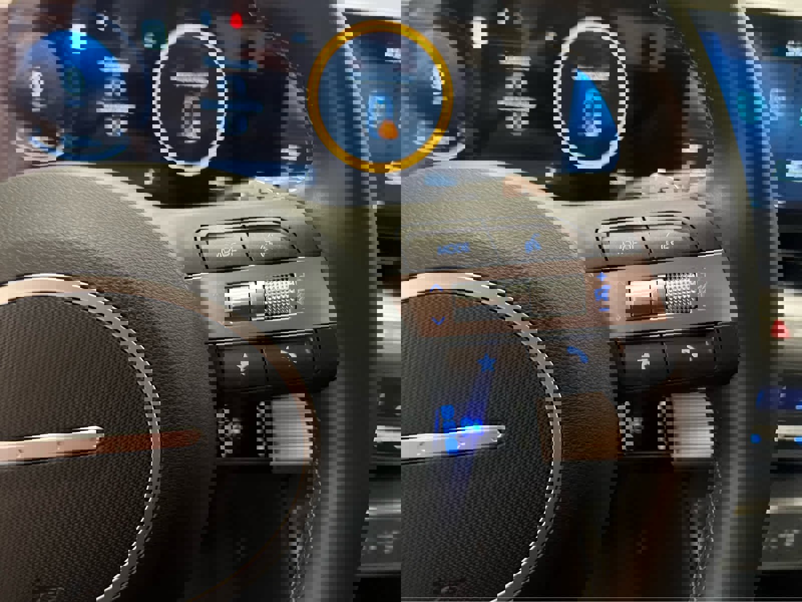 New 2026 Hyundai Kona SEL Premium image 24