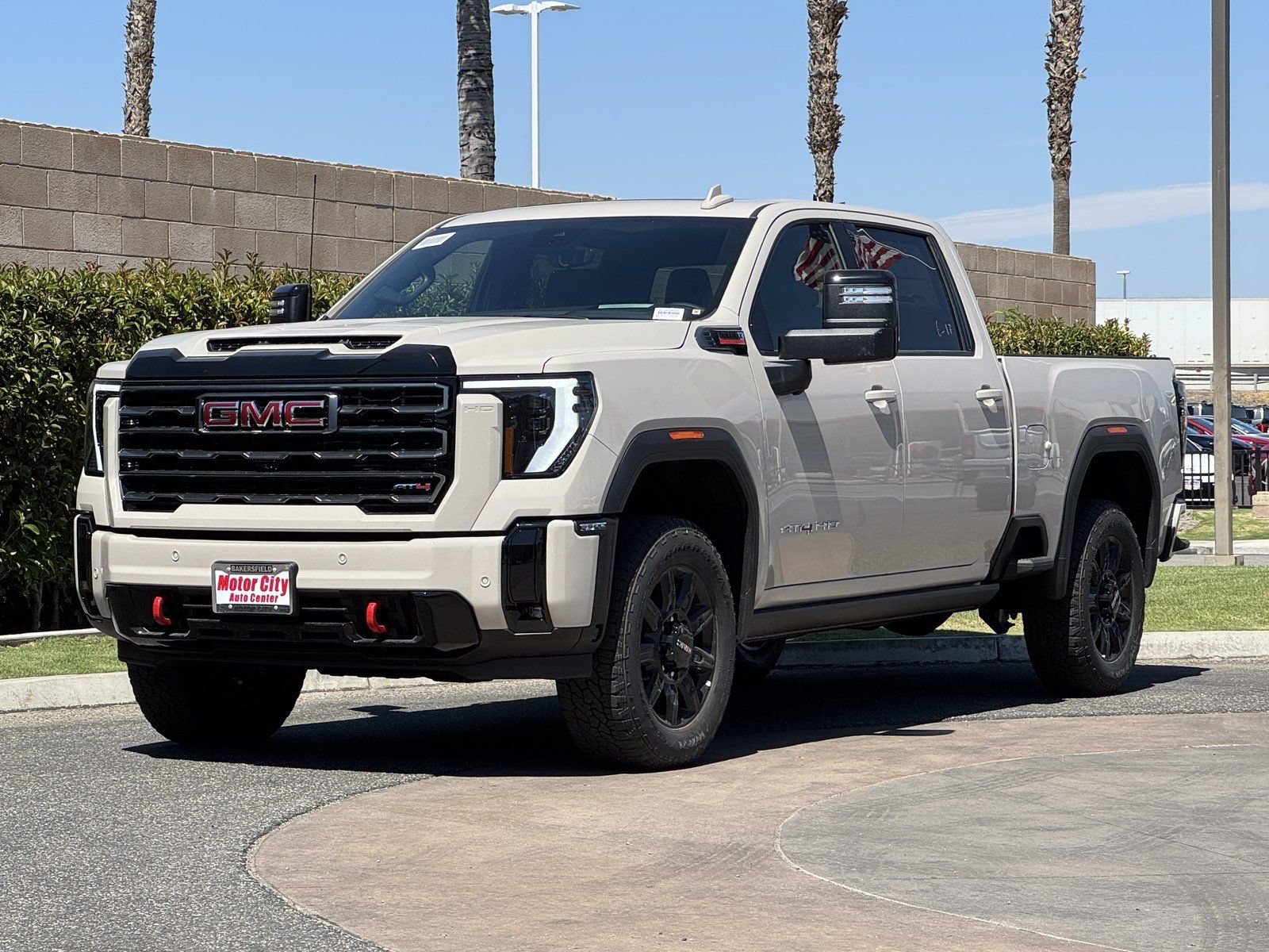 New 2026 GMC Sierra 2500 AT4 w/ AT4 Premium Plus Package AWD/4WD image 8