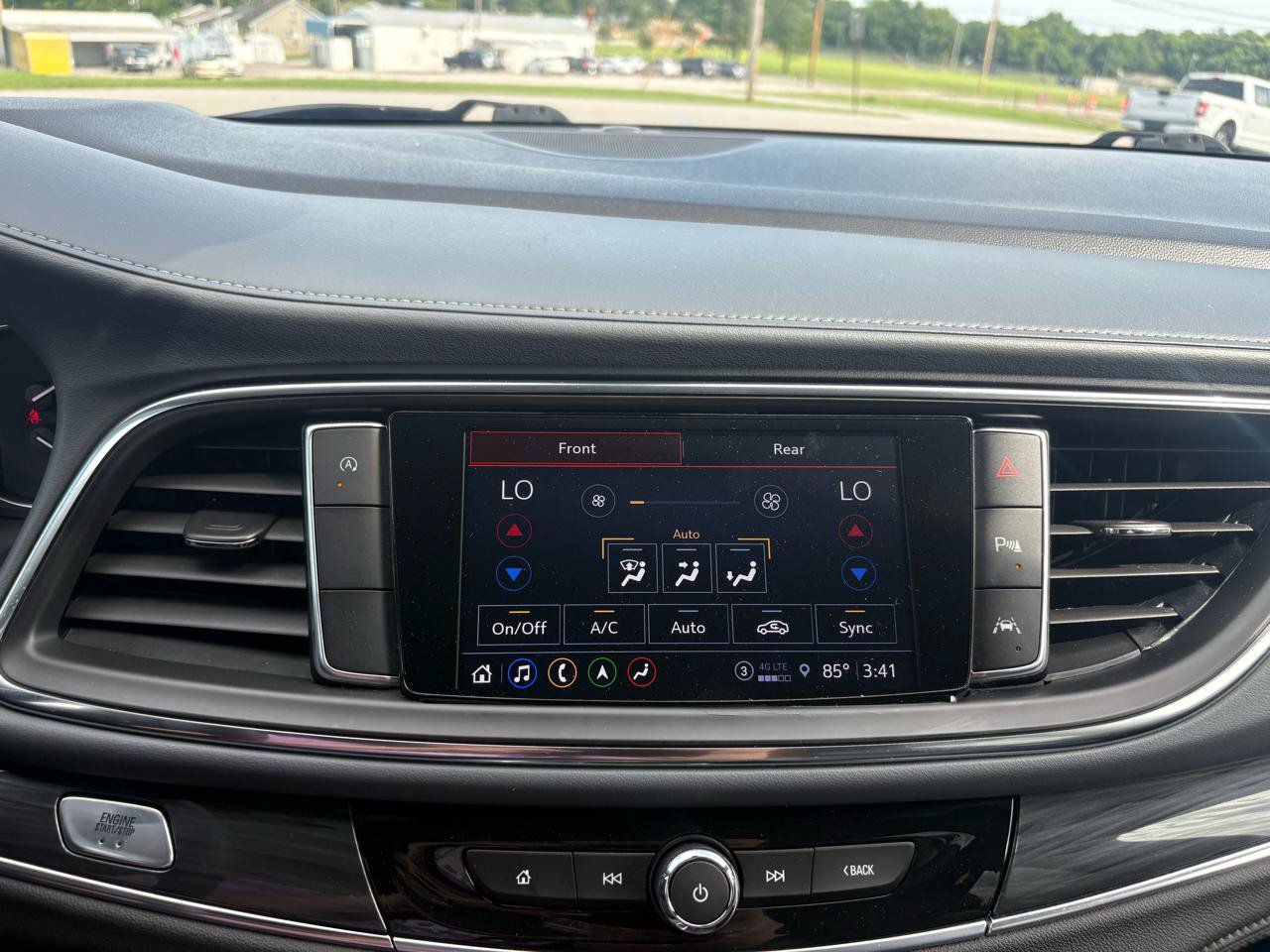 Used 2022 Buick Enclave Premium FWD image 22