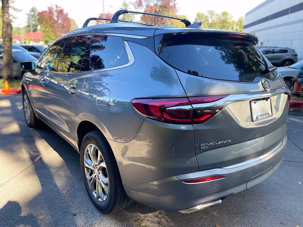 Used 2021 Buick Enclave Avenir w/ Avenir Technology Package AWD/4WD image 6