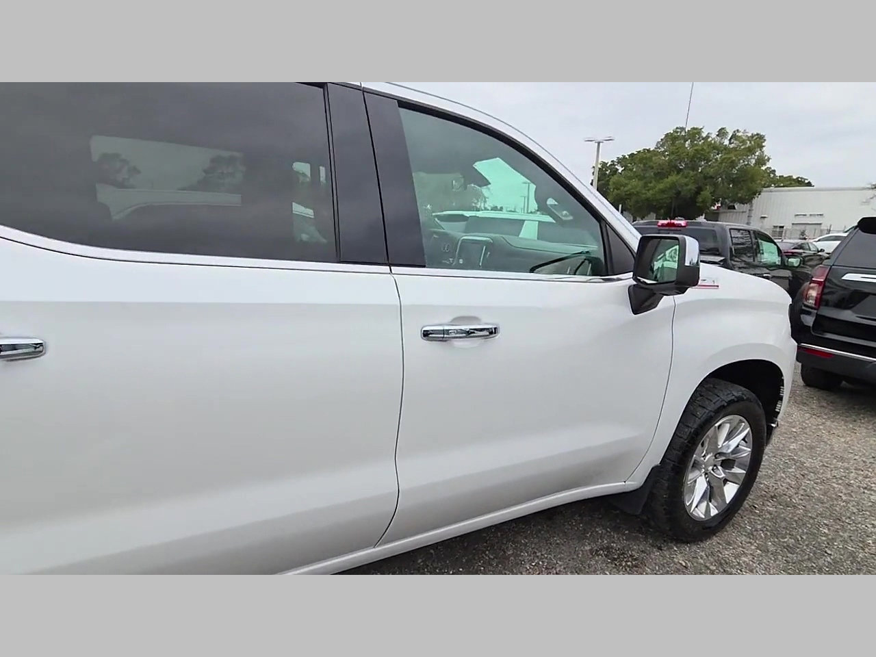 Used 2019 Chevrolet Silverado 1500 LTZ w/ LTZ Plus Package image 23