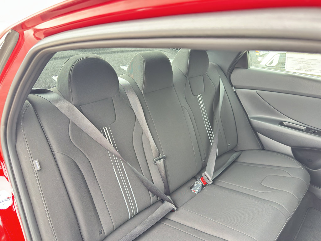 New 2025 Hyundai Elantra Sport image 30