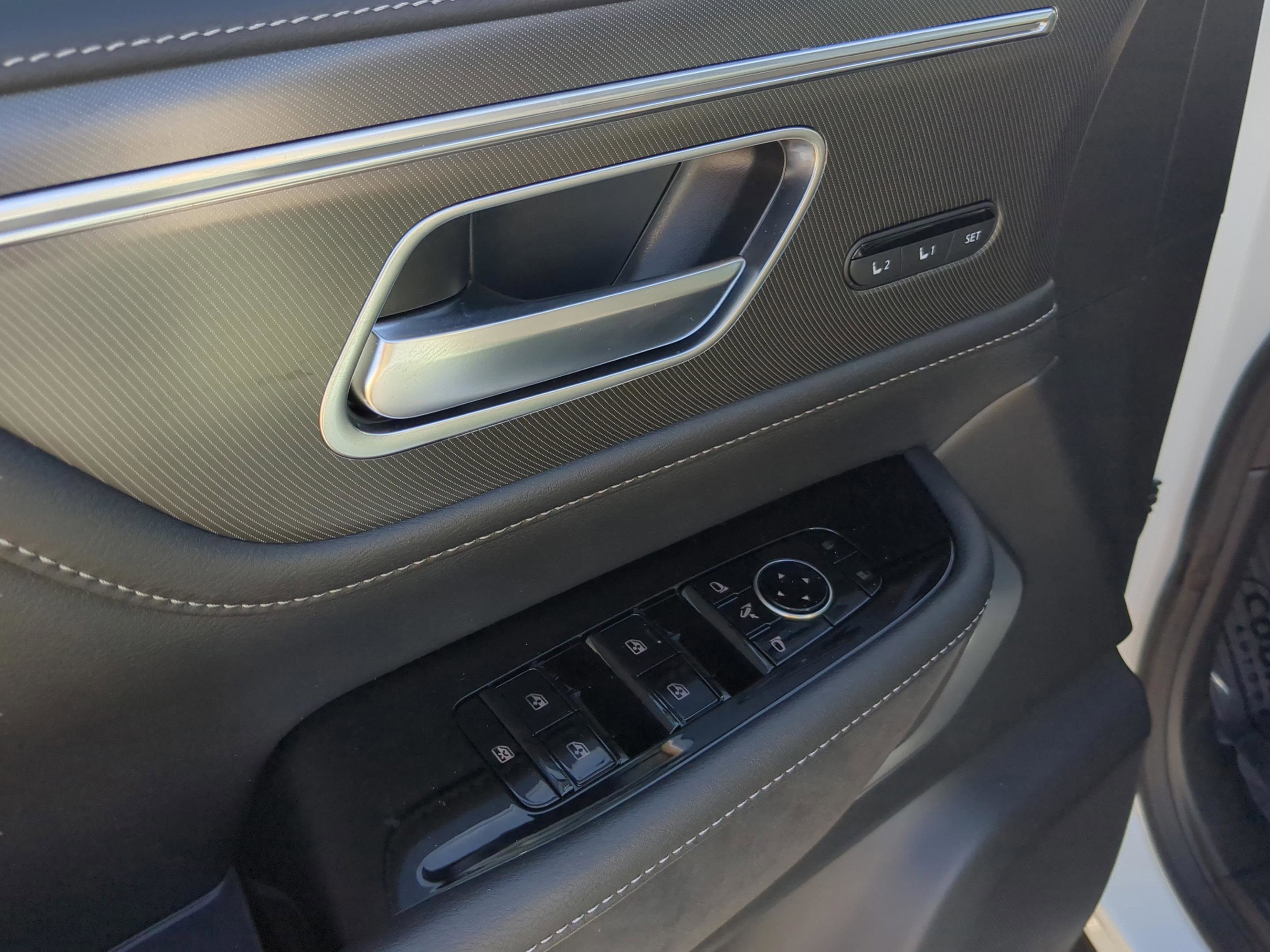 New 2026 INFINITI QX80 Luxe w/ Cargo Package image 22