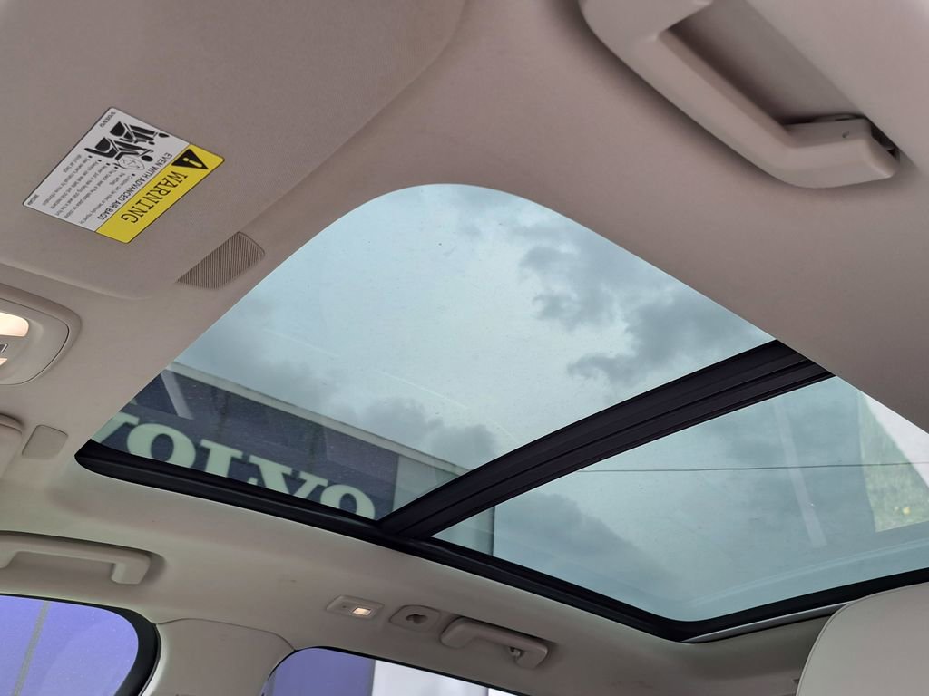 Used 2023 Volvo XC90 B5 Plus w/ Protection Package Premier image 22