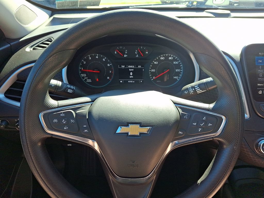 Used 2023 Chevrolet Malibu LS FWD image 20