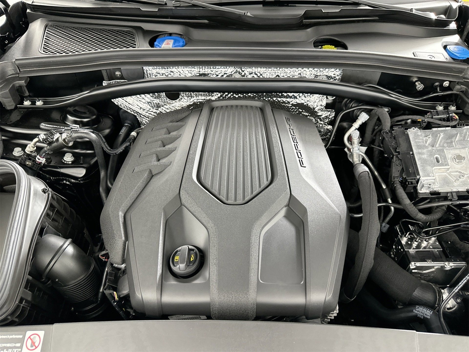 New 2026 Porsche Macan image 37