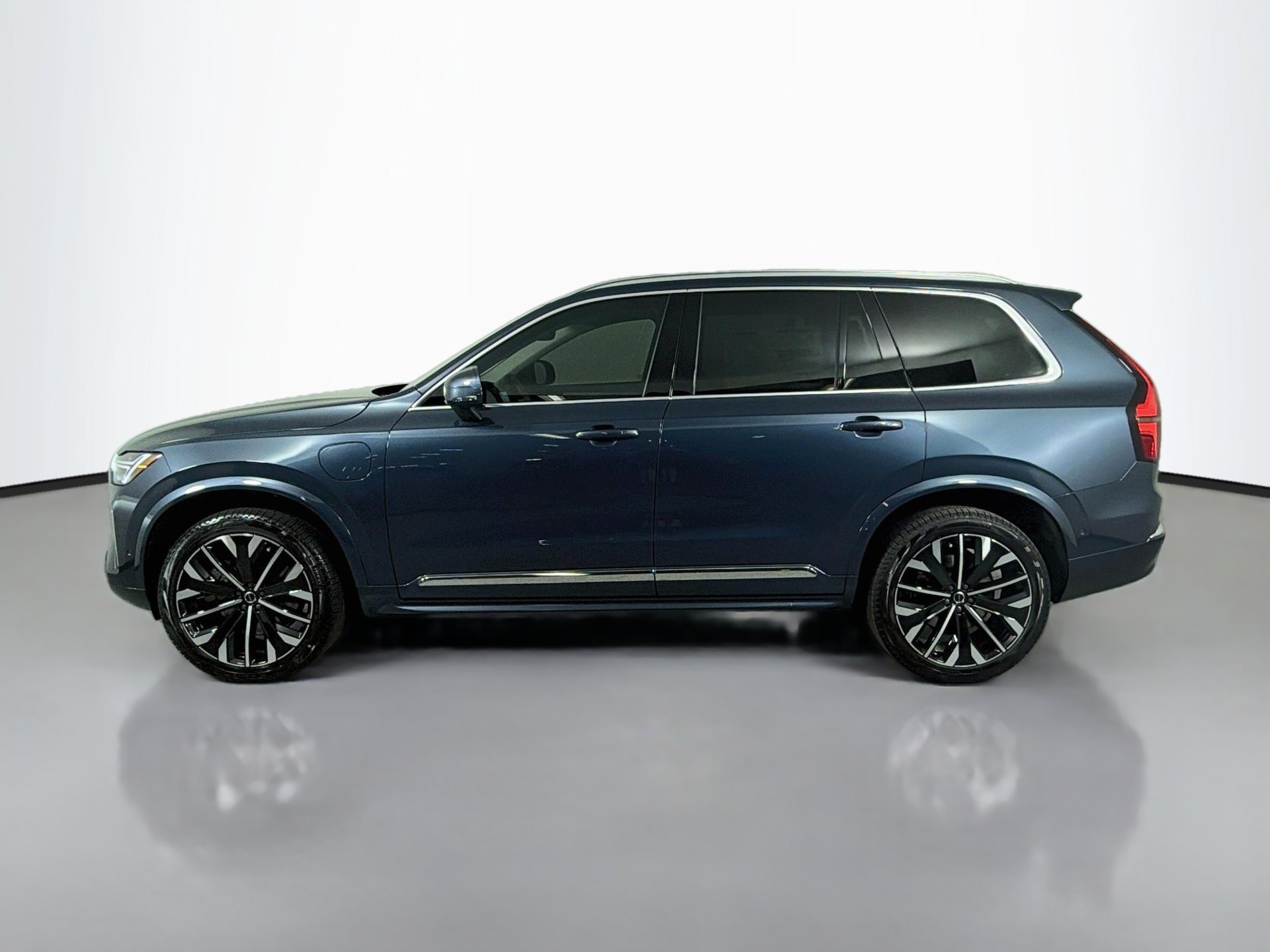 New 2027 Volvo XC90 T8 Ultra AWD/4WD image 8