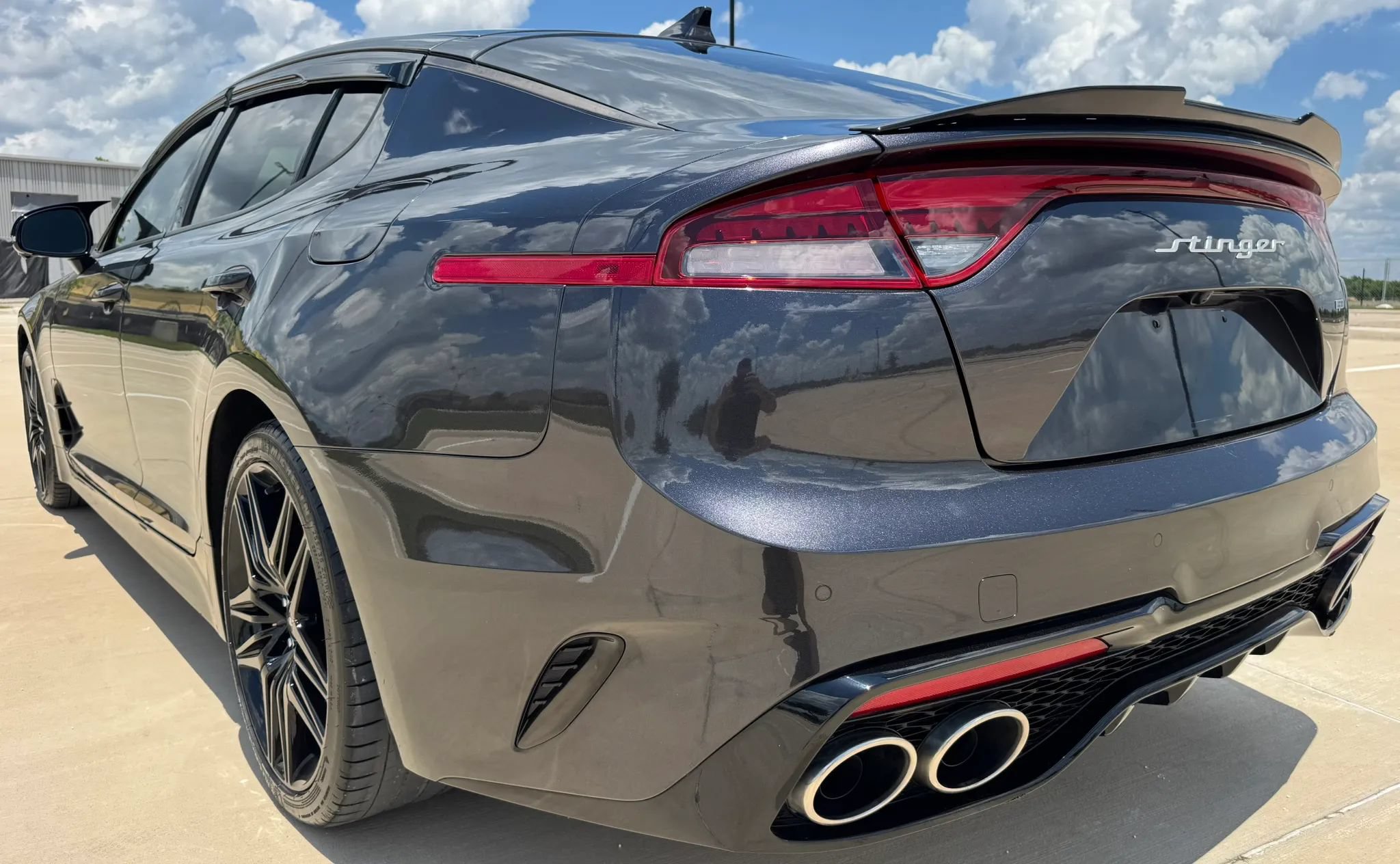 Used 2023 Kia Stinger GT2 RWD image 14