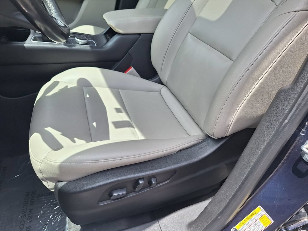 Used 2019 Cadillac XT4 Luxury FWD image 10