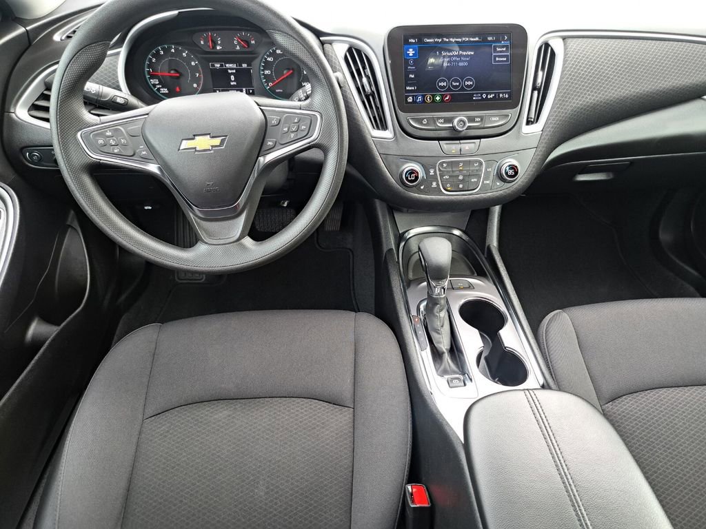 Used 2025 Chevrolet Malibu LT image 20