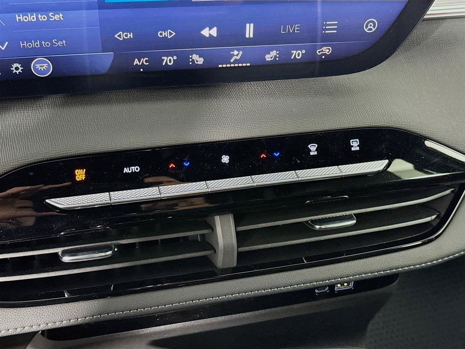 New 2026 Buick Enclave Preferred FWD image 17