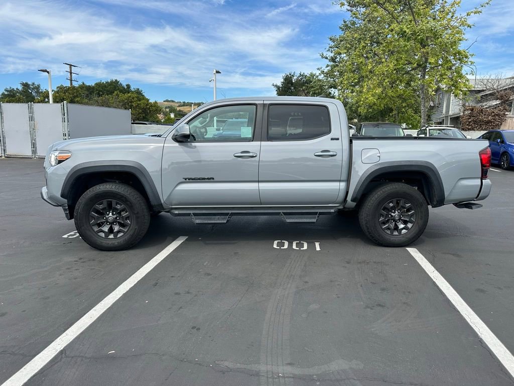 Used 2021 Toyota Tacoma SR5 w/ Trail Edition image 2