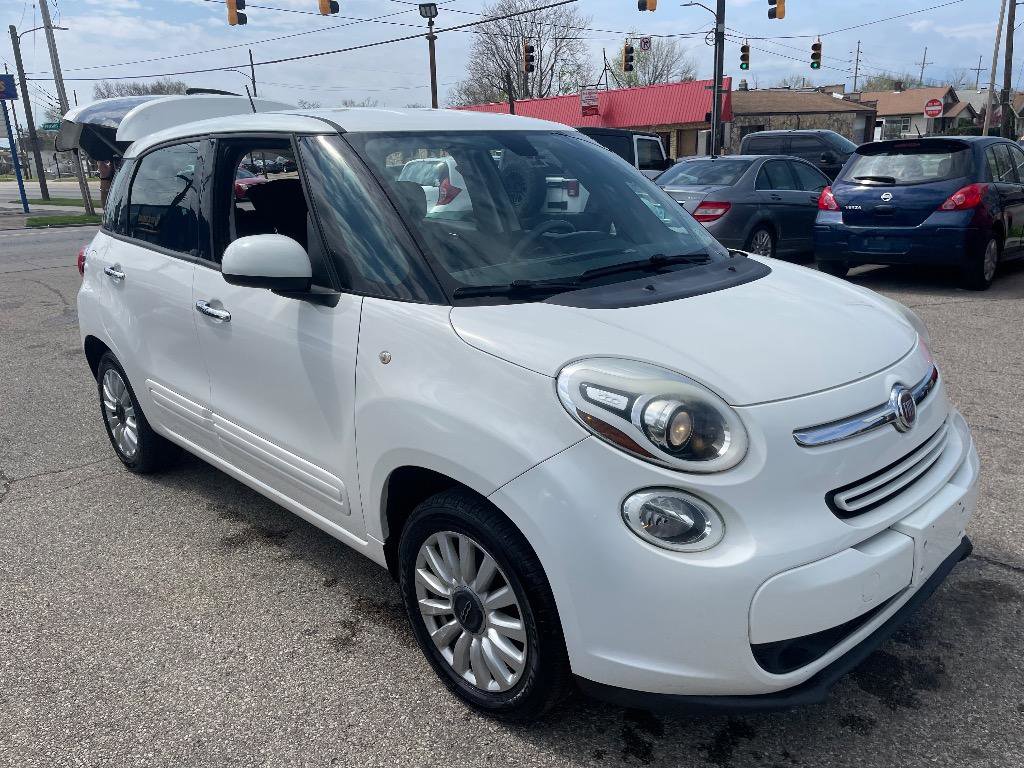 Used 2014 FIAT 500L Easy image 3