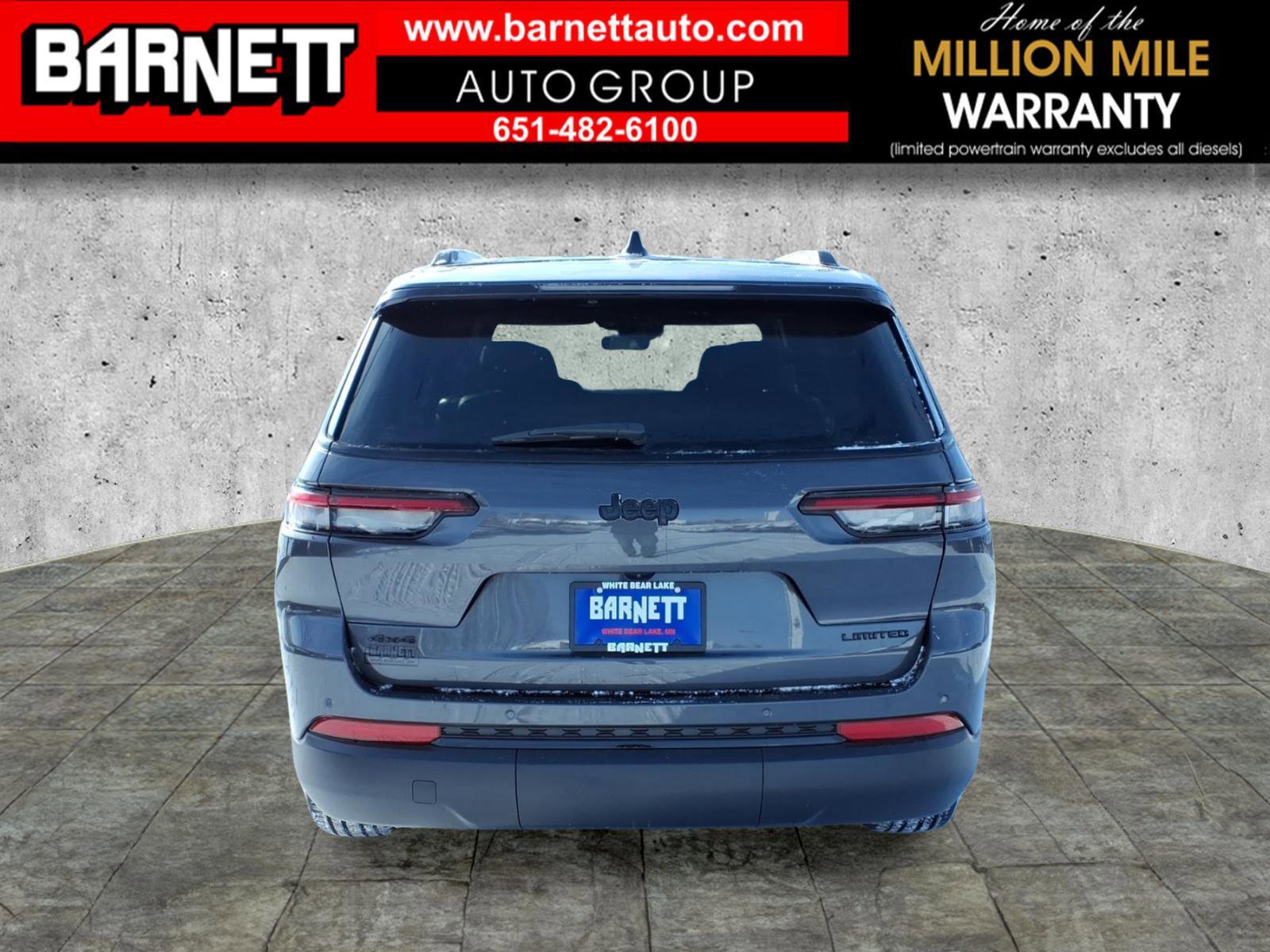 New 2025 Jeep Grand Cherokee L Limited w/ Black Appearance Package image 4