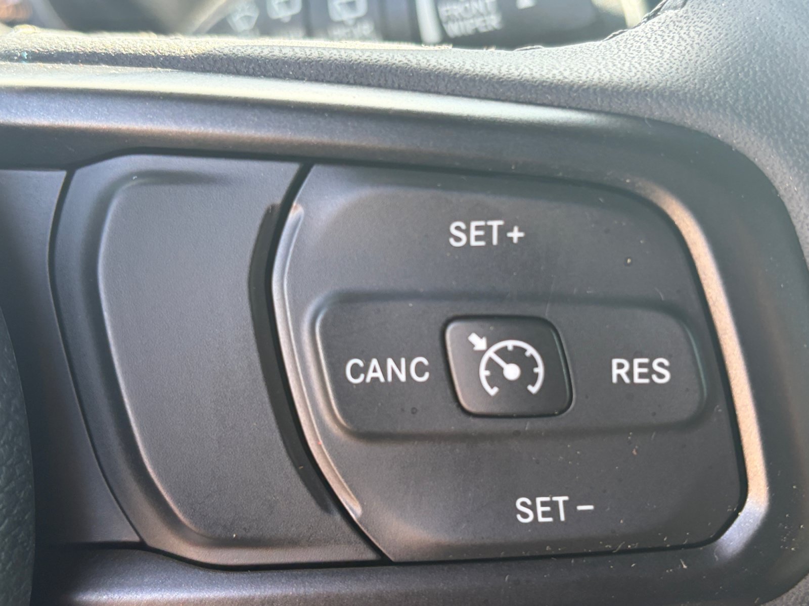 Used 2023 Jeep Wrangler Unlimited w/ Sun & Screen Package AWD/4WD image 21