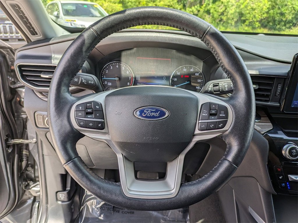 Used 2023 Ford Explorer Limited image 23