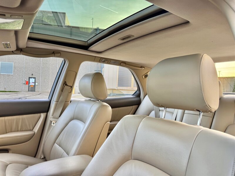 Used 2000 Lexus LS 400 RWD image 19