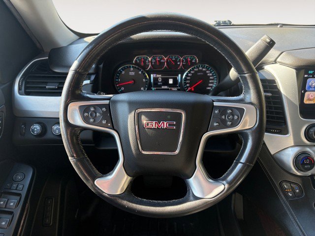 Used 2020 GMC Yukon XL SLT w/ Premium Edition image 10