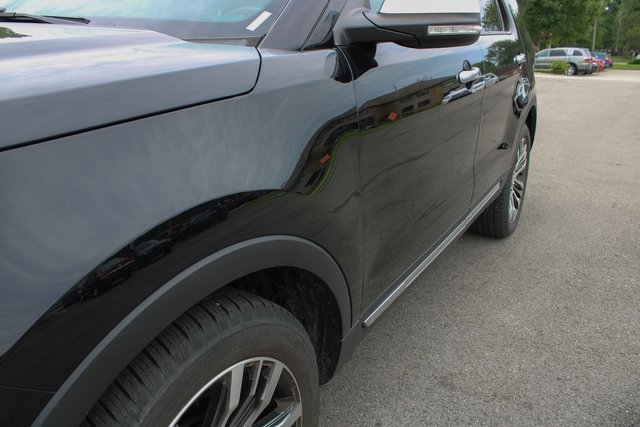 Used 2017 Ford Explorer Platinum image 54