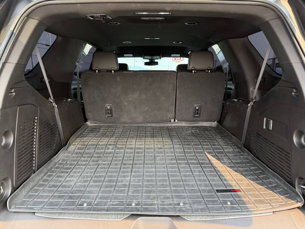 Used 2021 Chevrolet Tahoe Z71 AWD/4WD image 11