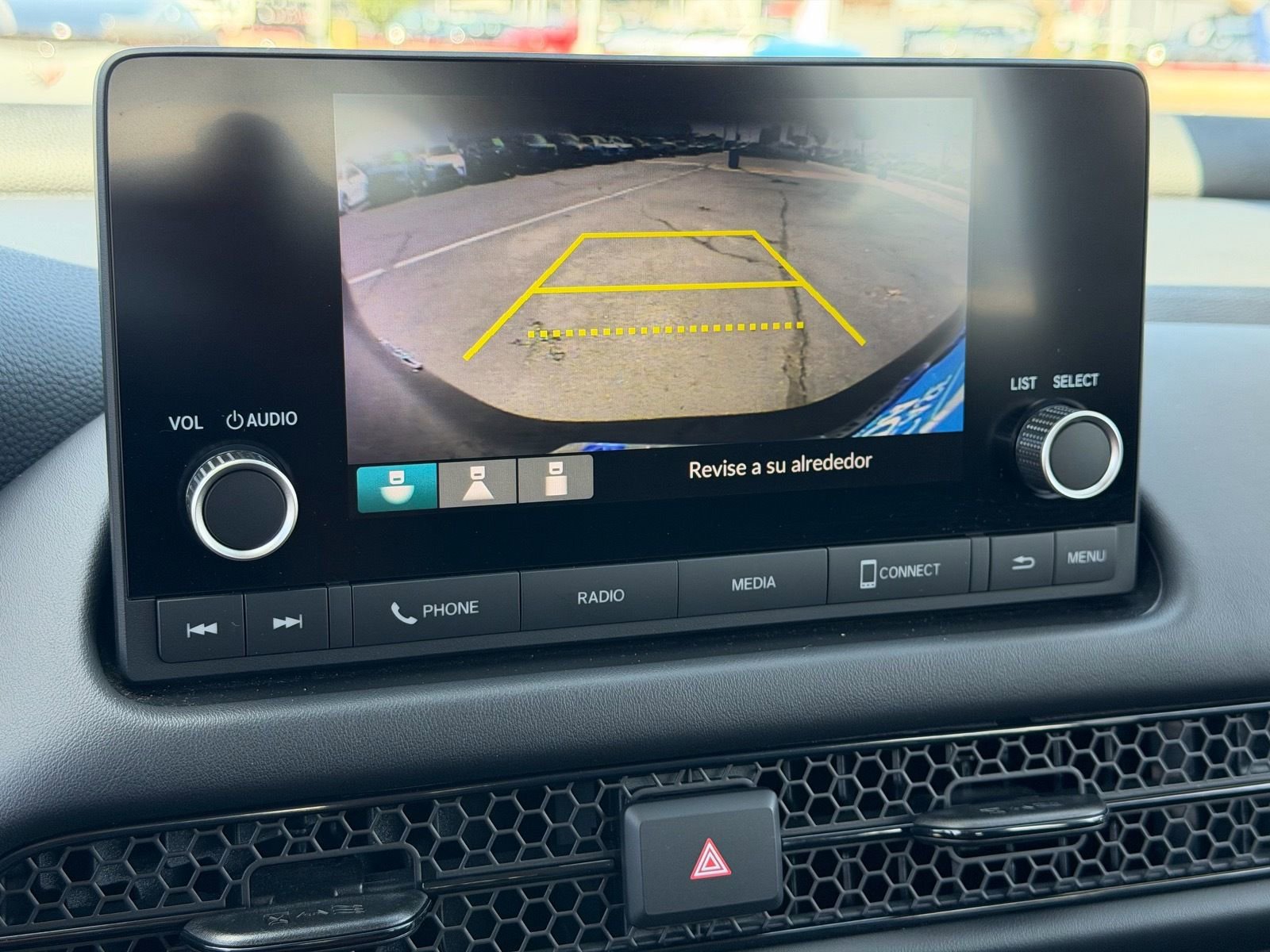 Used 2025 Honda HR-V LX image 27