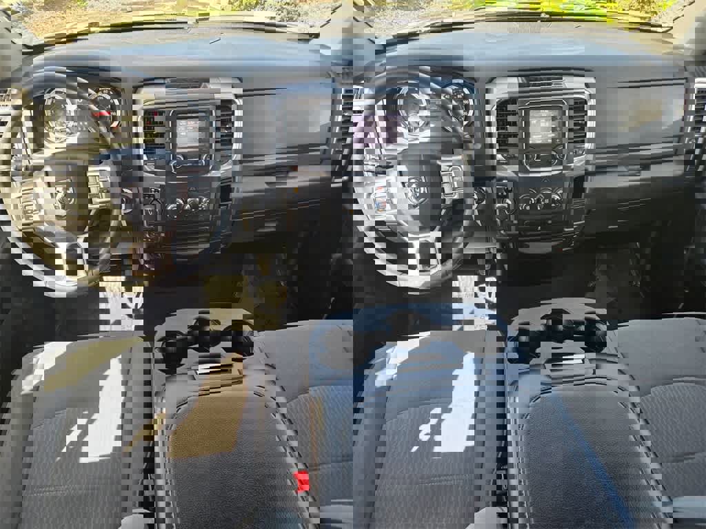 Used 2024 RAM 1500 Classic SLT image 9