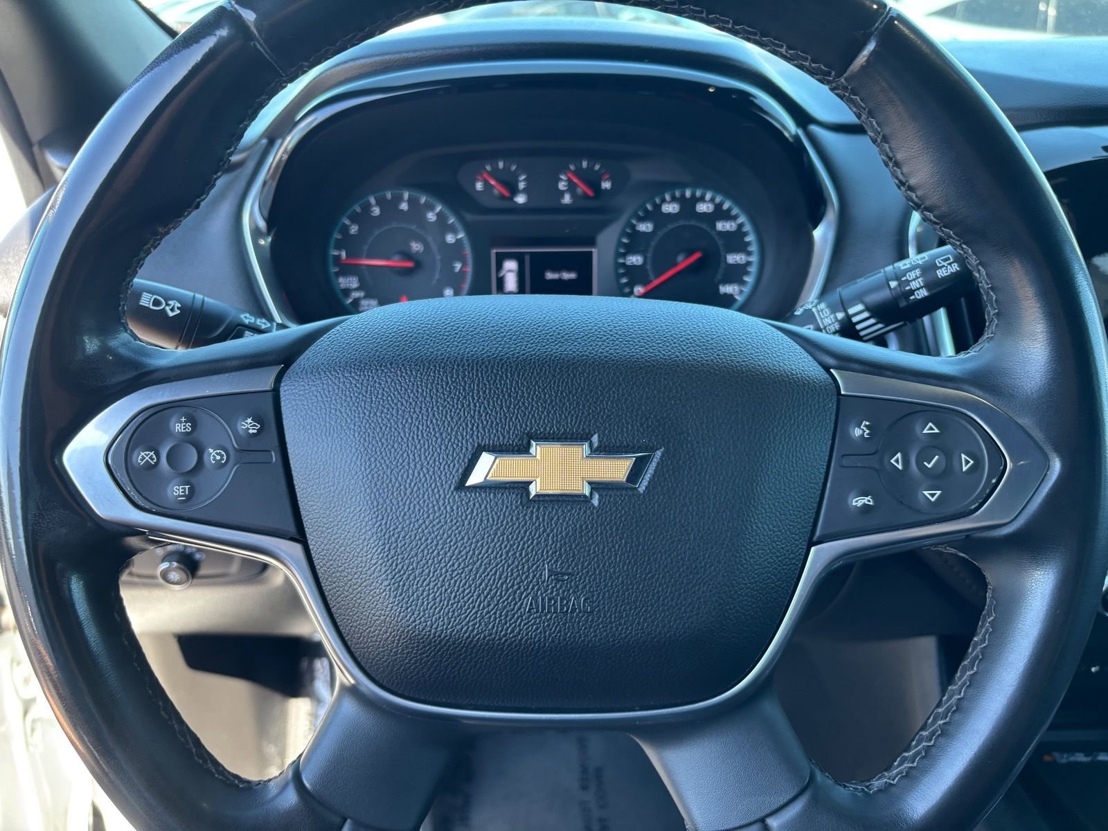 Used 2023 Chevrolet Traverse LT image 29