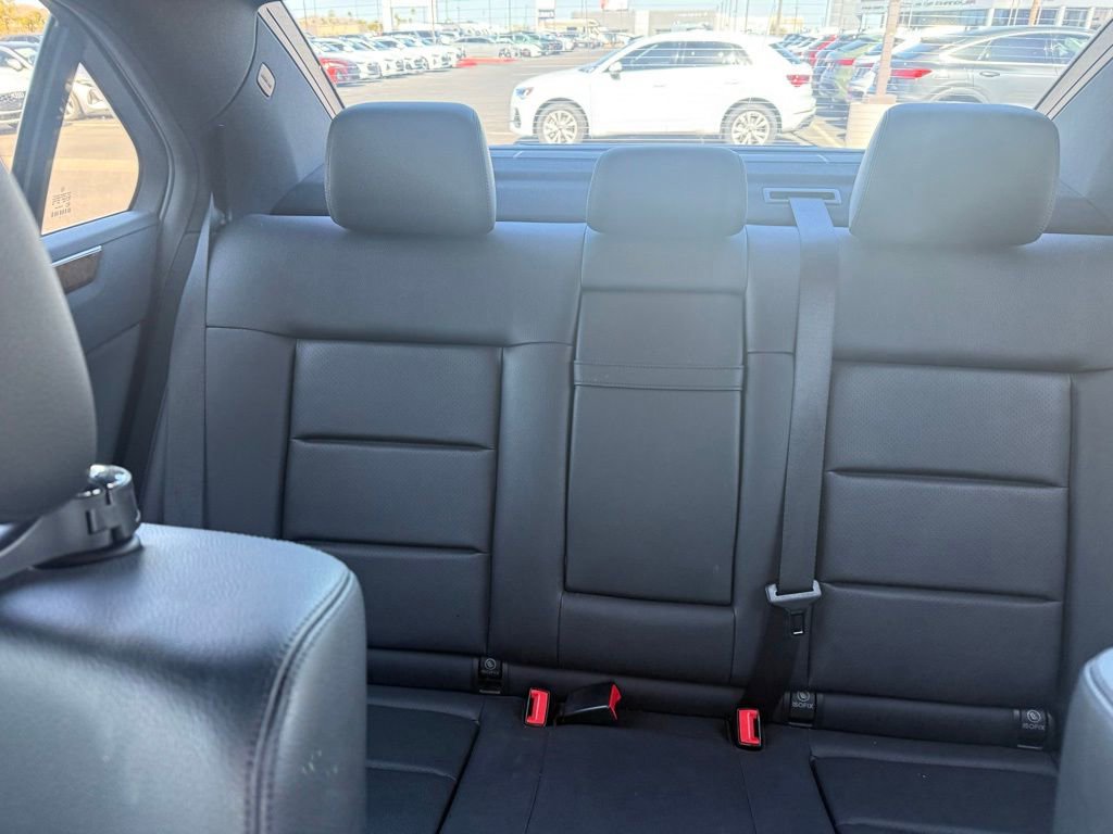 Used 2010 Mercedes-Benz E 350 Sedan image 9
