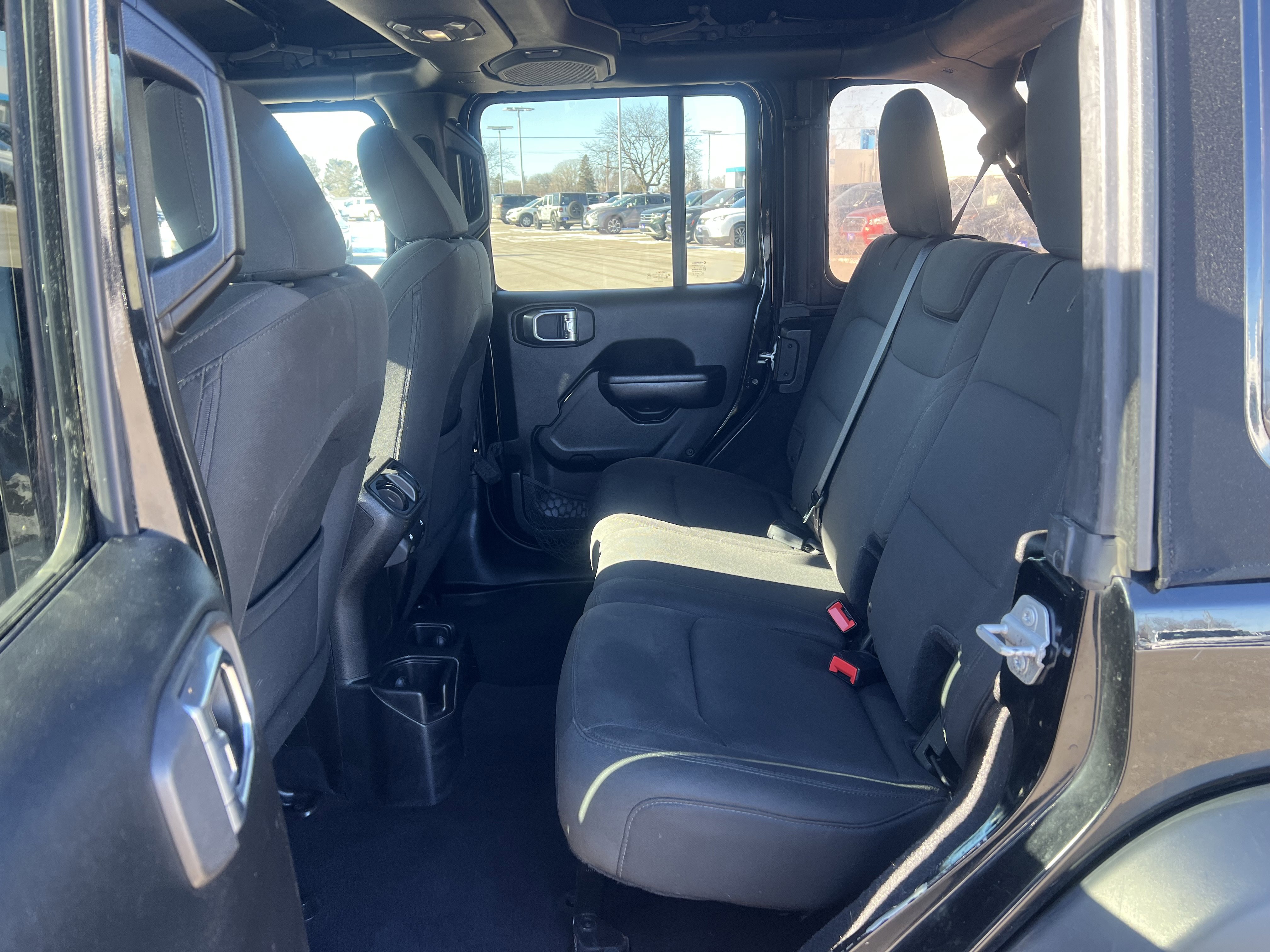 Used 2018 Jeep Wrangler Unlimited Sport S image 12