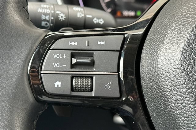 Used 2025 Honda Pilot Touring image 27