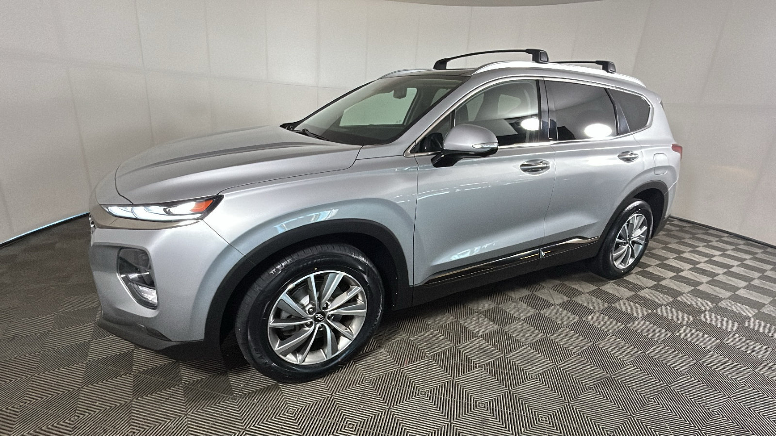 Used 2020 Hyundai Santa Fe Limited AWD/4WD image 8