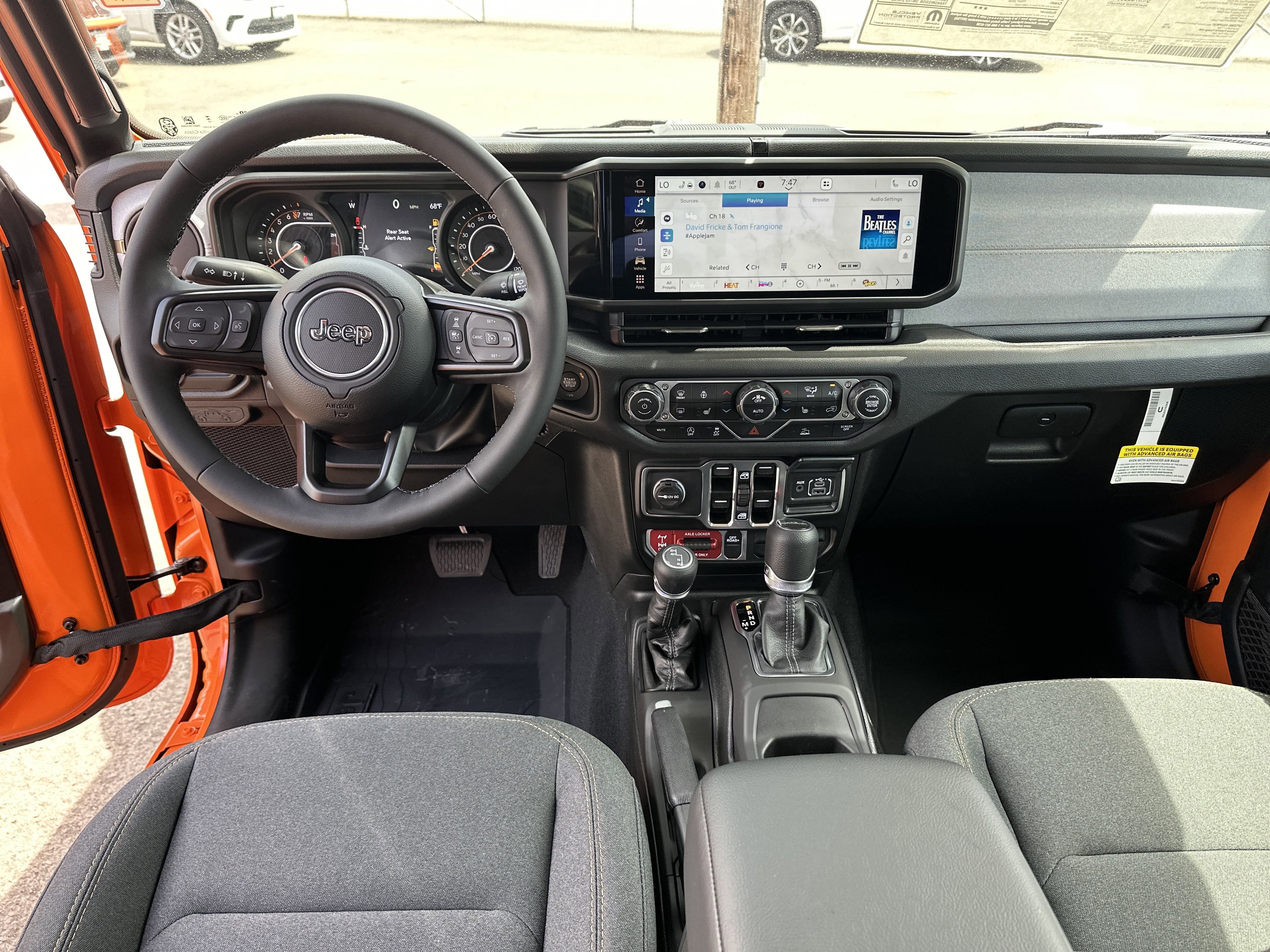 New 2025 Jeep Gladiator Willys image 12