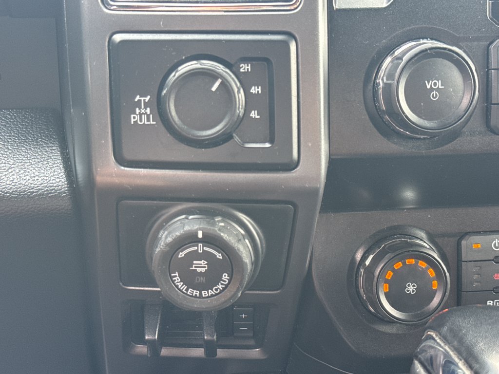 Certified 2019 Ford F150 XLT w/ Equipment Group 302A Luxury AWD/4WD image 25