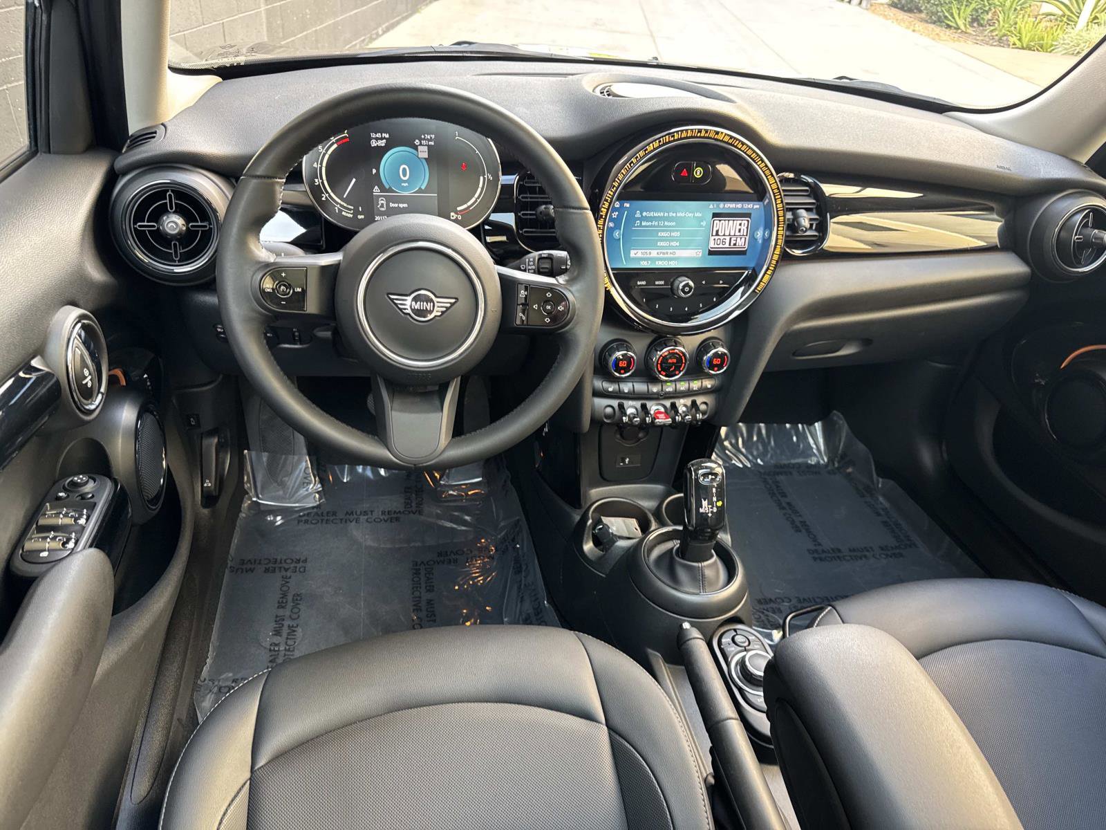 Certified 2023 MINI Cooper 4-Door Hardtop image 7