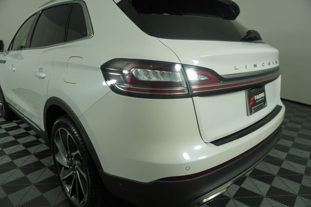 Used 2022 Lincoln Nautilus Reserve w/ Equipment Group 201A image 12