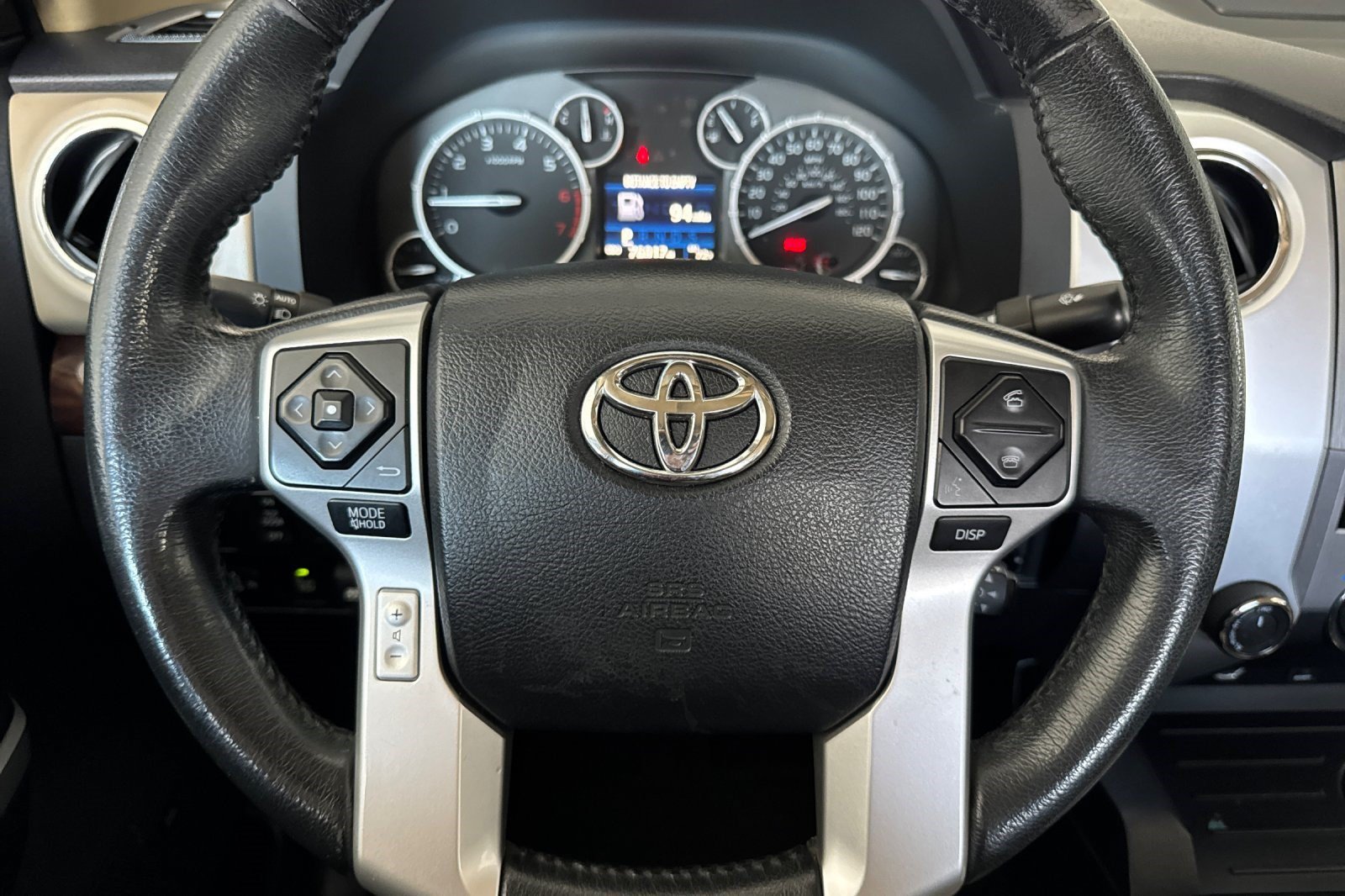 Used 2016 Toyota Tundra Limited w/ Limited Premium Package AWD/4WD image 18