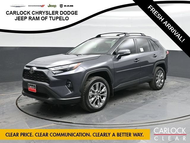 Used 2025 Toyota RAV4 XLE Premium w/ Weather Package AWD/4WD image 9