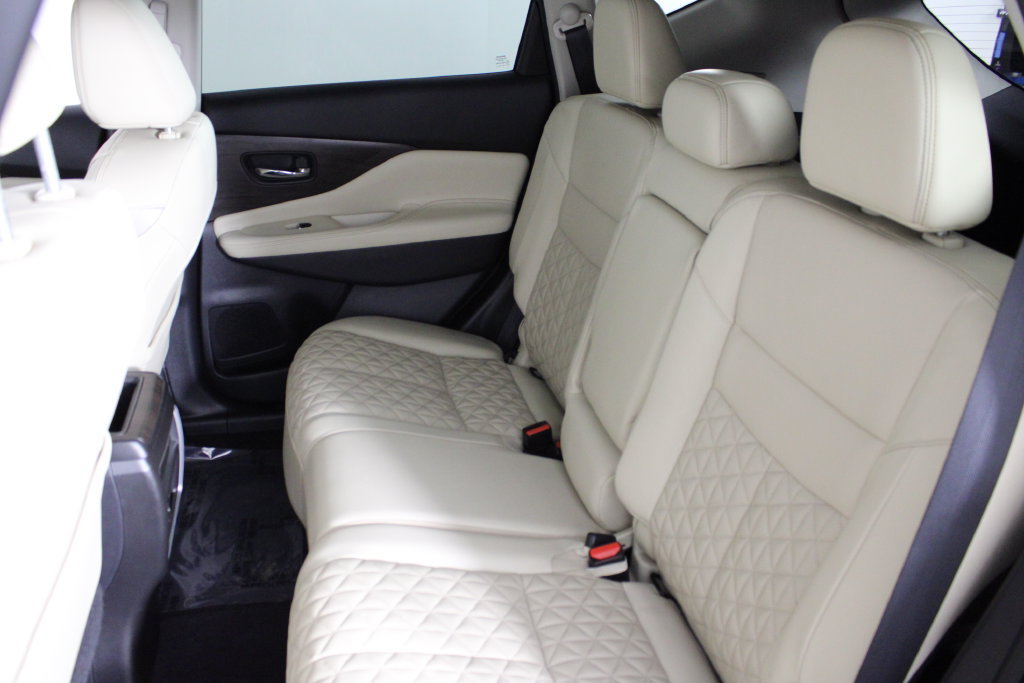 Certified 2021 Nissan Murano Platinum w/ Cargo Package FWD image 22