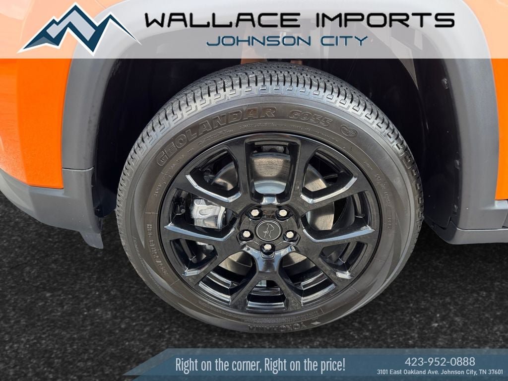 Used 2026 Jeep Compass Latitude AWD/4WD image 9
