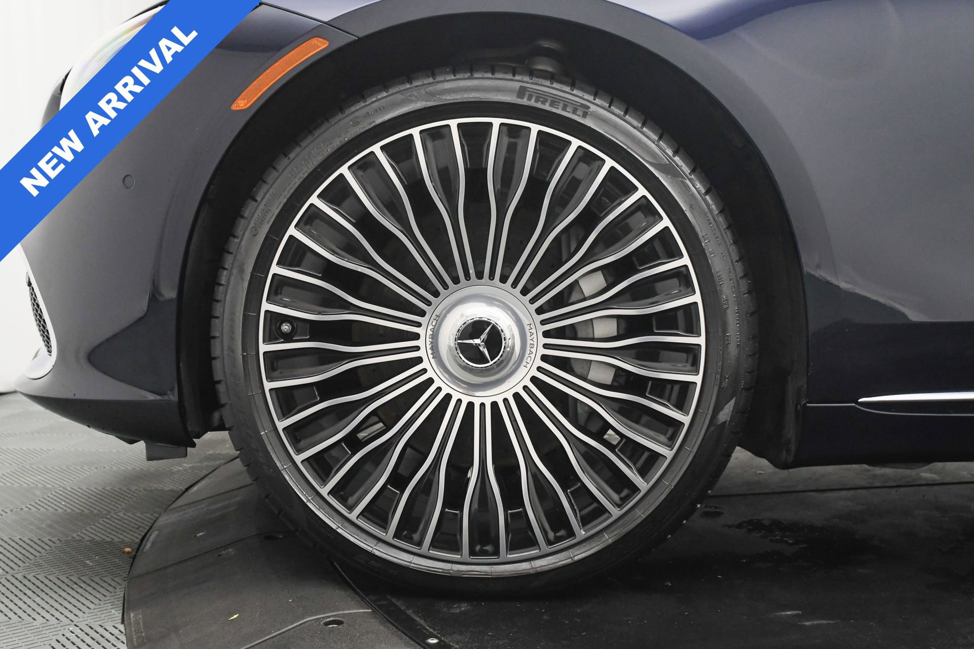 Used 2025 Mercedes-Benz Maybach S 580 4MATIC image 34